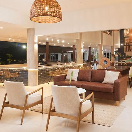 Cara Hotels Trinidad Claxton Bay ภายนอก รูปภาพ